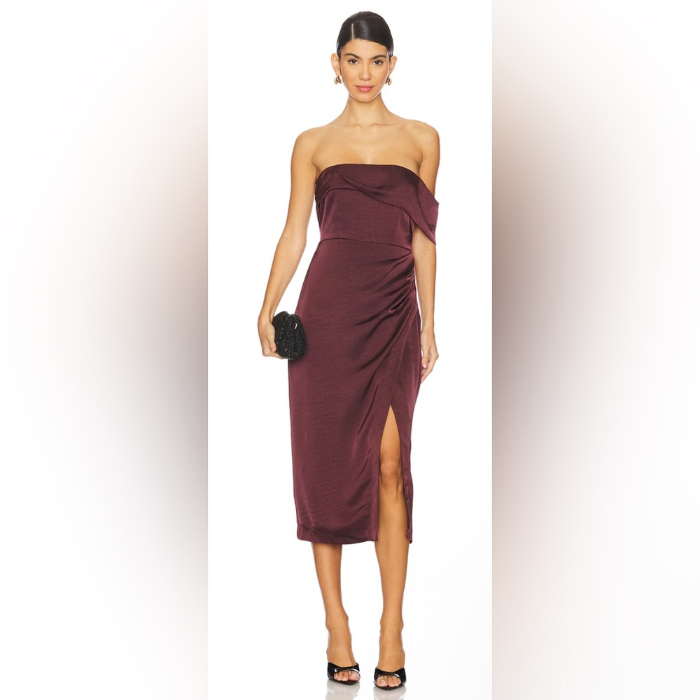 NWT Astr The Label Gwyneria One-Shoulder Off-Shoulder Dress - Eggplant